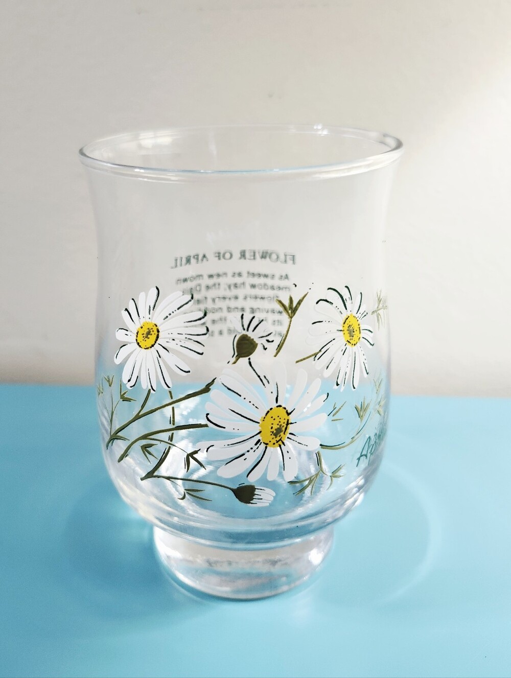 Dominion Glass Vintage Flower Of The Month Tumbler MCM Daisy Flower Of April